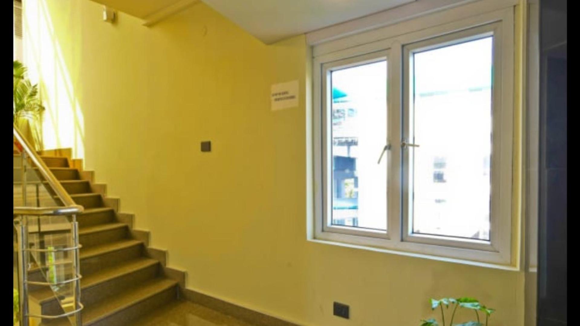 Kenz Residency Hotel Kochi Luaran gambar