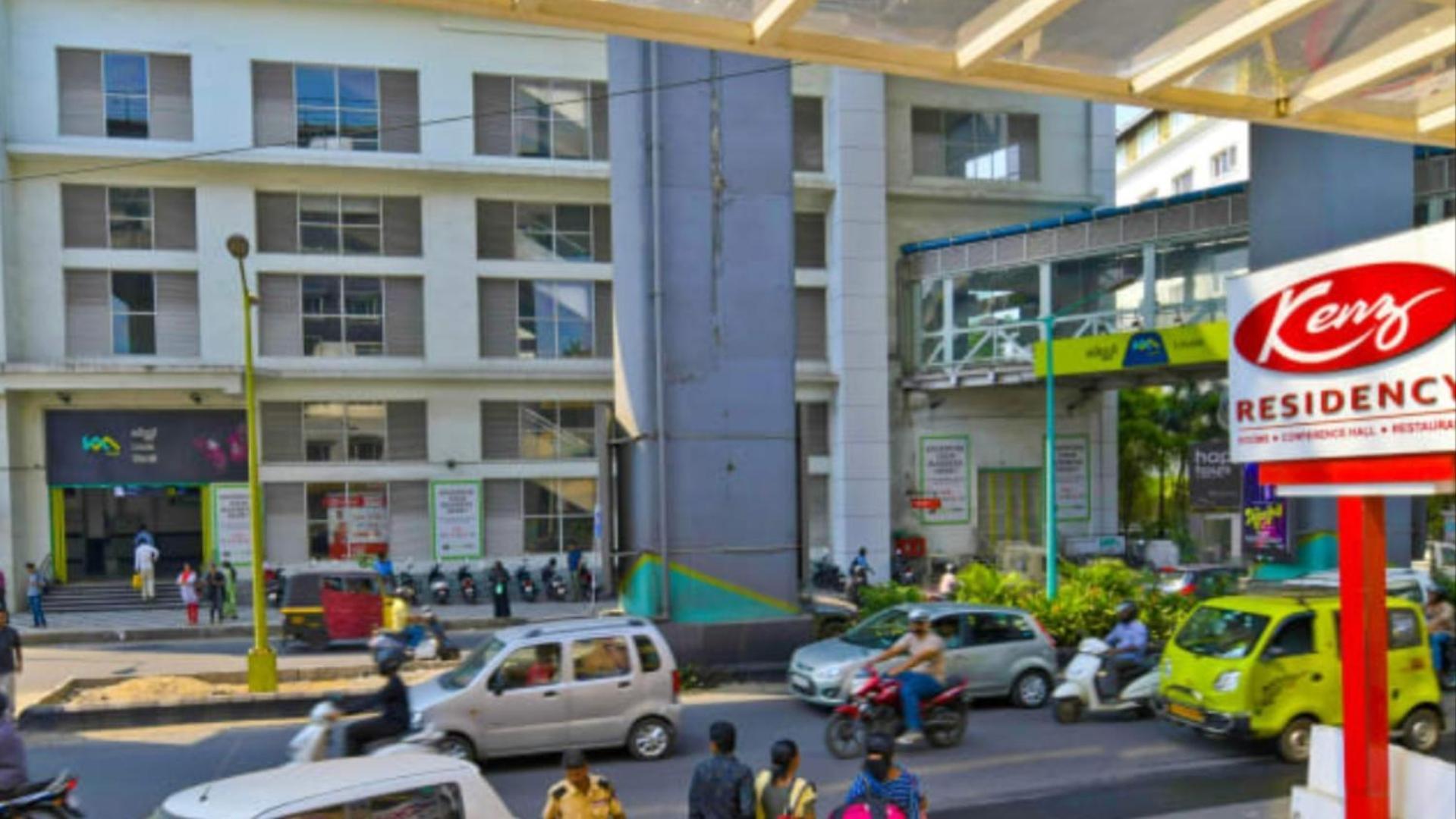 Kenz Residency Hotel Kochi Luaran gambar