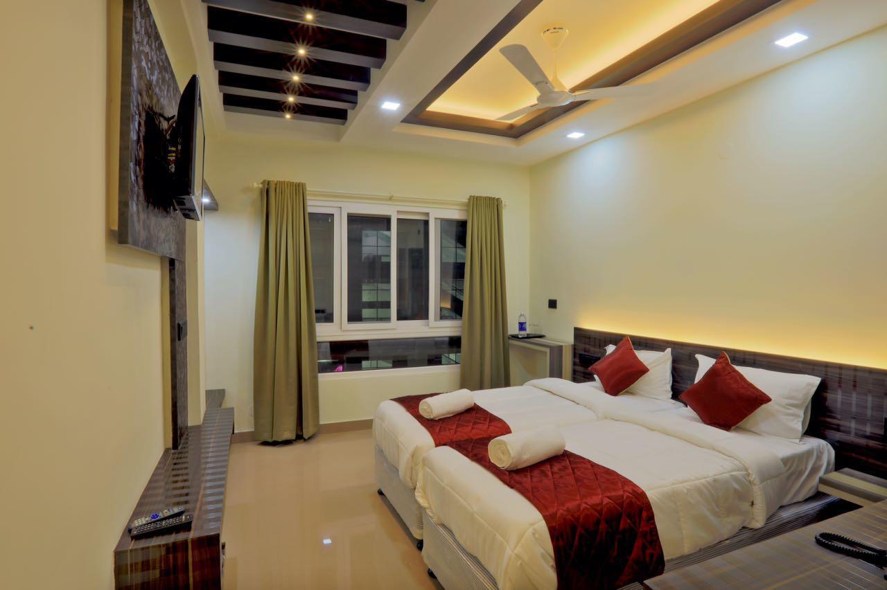 Kenz Residency Hotel Kochi Luaran gambar