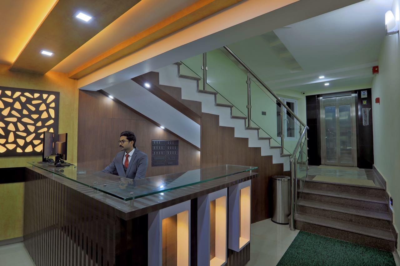Kenz Residency Hotel Kochi Luaran gambar